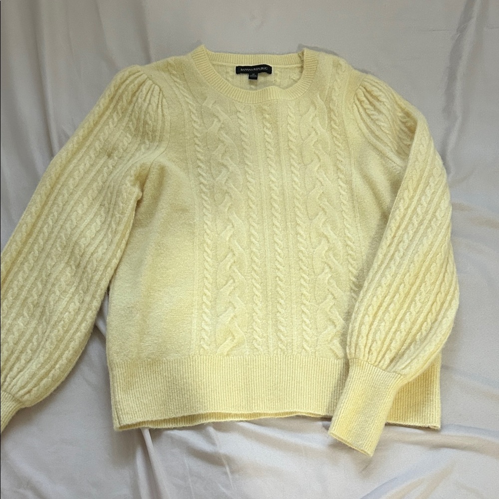 Banana Republic Women's Yellow Cable Knit Sweater